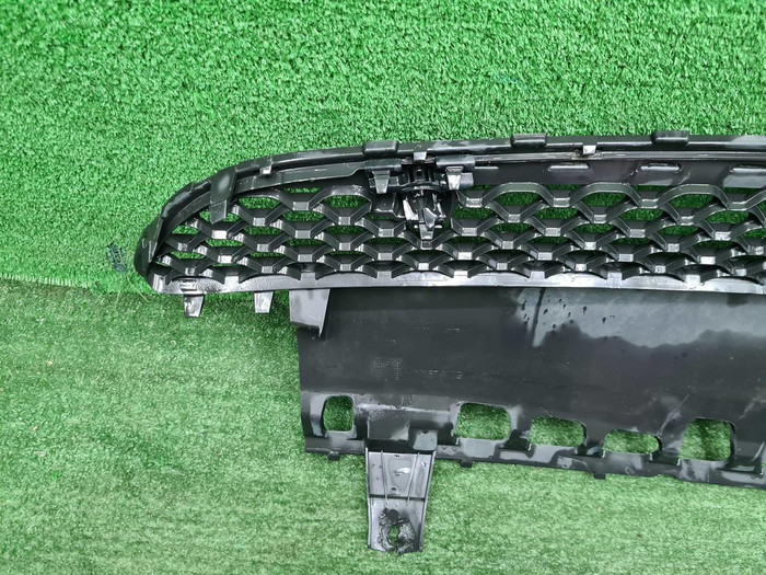 Решетка перед. бампера Mercedes GLE V167 18-24 AMG