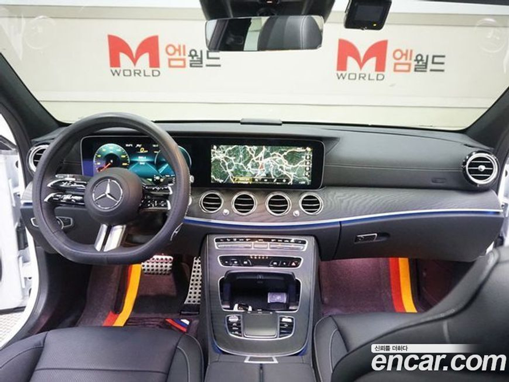 Mercedes-Benz E-Class W213 E220d 4MATIC AMG Line (11.2023)