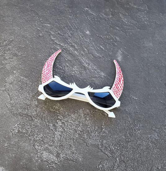 Очки Черт жёлтые с зелёным