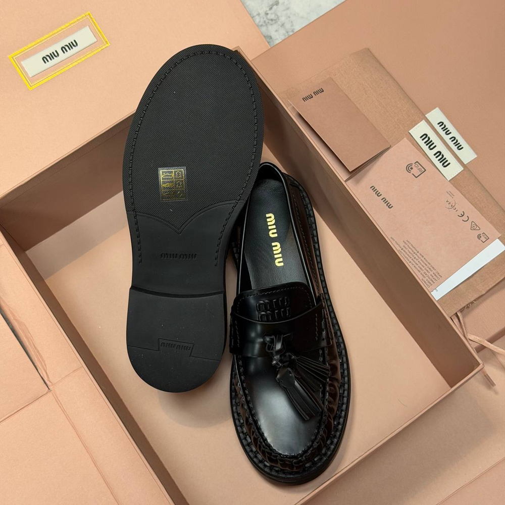 Лоферы Miu Miu