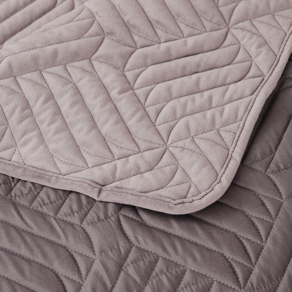 Покрывало 160x220 Sofi De MarkO Армандо цвета мокко