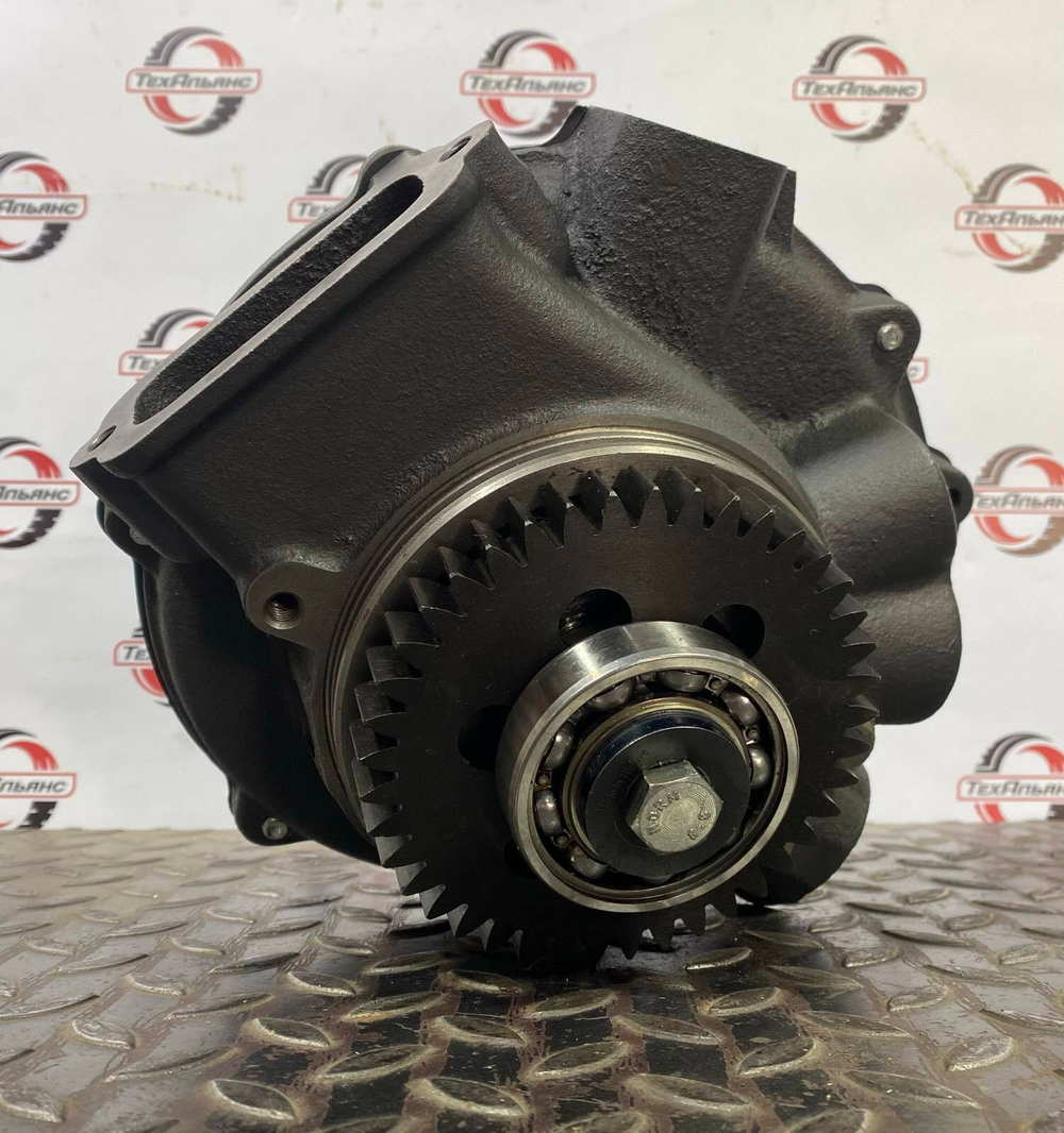 Водяная помпа 352-2077