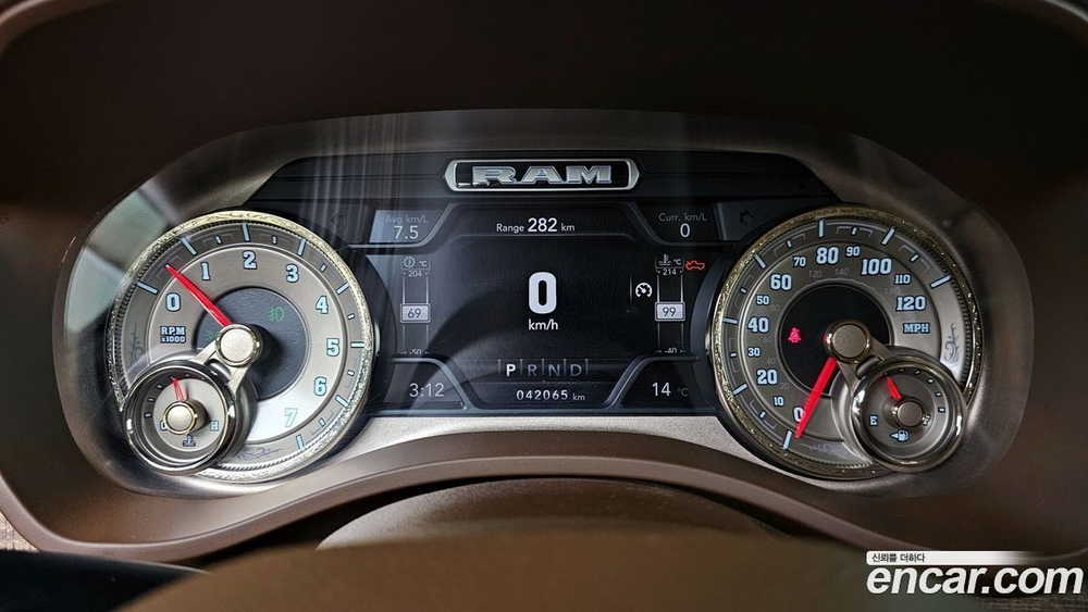 Dodge Ram Pickup 5.7 (08.2019)