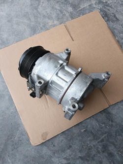 Компрессор кондиционера BMW G12 G38 530 730 740 B48