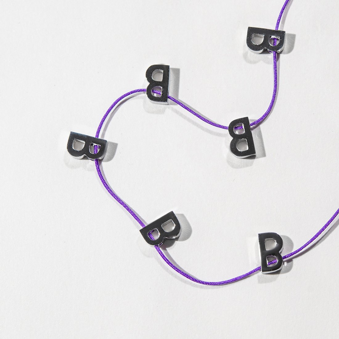 Подвеска в форме буквы "B", 8мм, сталь