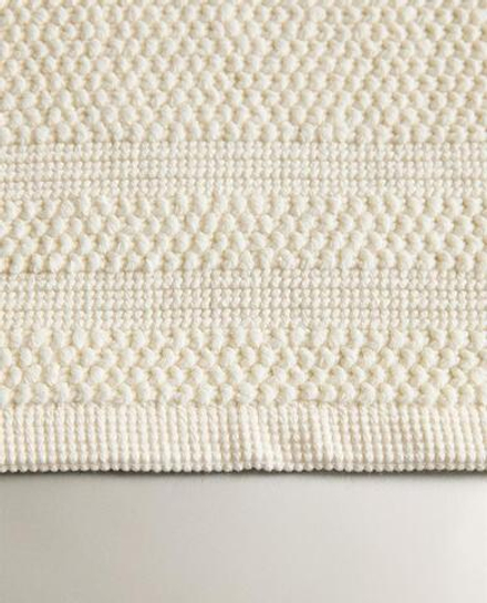 ZARA HOME КОВРИК ДЛЯ ВАННОЙ ИЗ ХЛОПКА С АНТИСКОЛЬЗЯЩЕЙ ПОВЕРХНОСТЬЮ, ЦВЕТ СЛОНОВОЙ КОСТИ