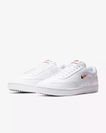 Кроссовки Nike Court Vintage Premium