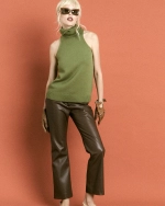 Топ с горлом фисташка