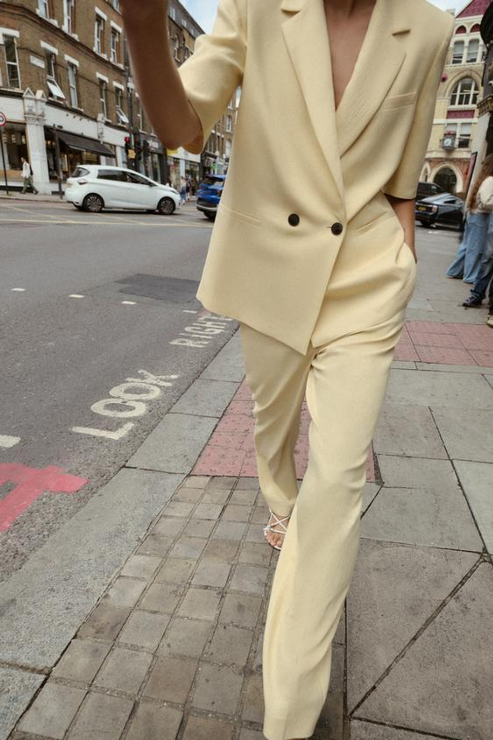 ZARA БРЮКИ ПРЯМОГО КРОЯ ИЗ РЕЛЬЕФНОЙ ТКАНИ, ЦВЕТ СЛИВОЧНОГО МАСЛА