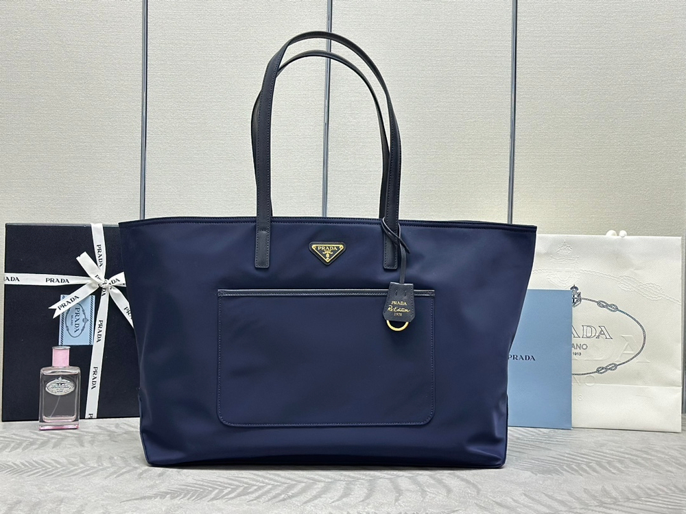 Prada Re-Edition 1978 Large Tote Bag