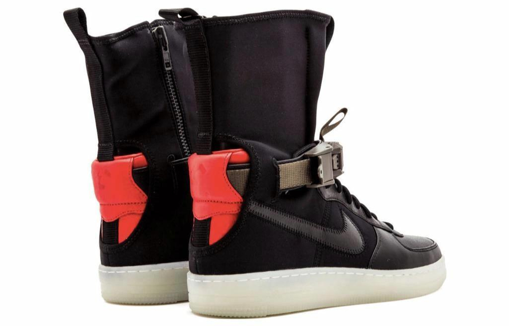 Кроссовки Nike Air Force 1