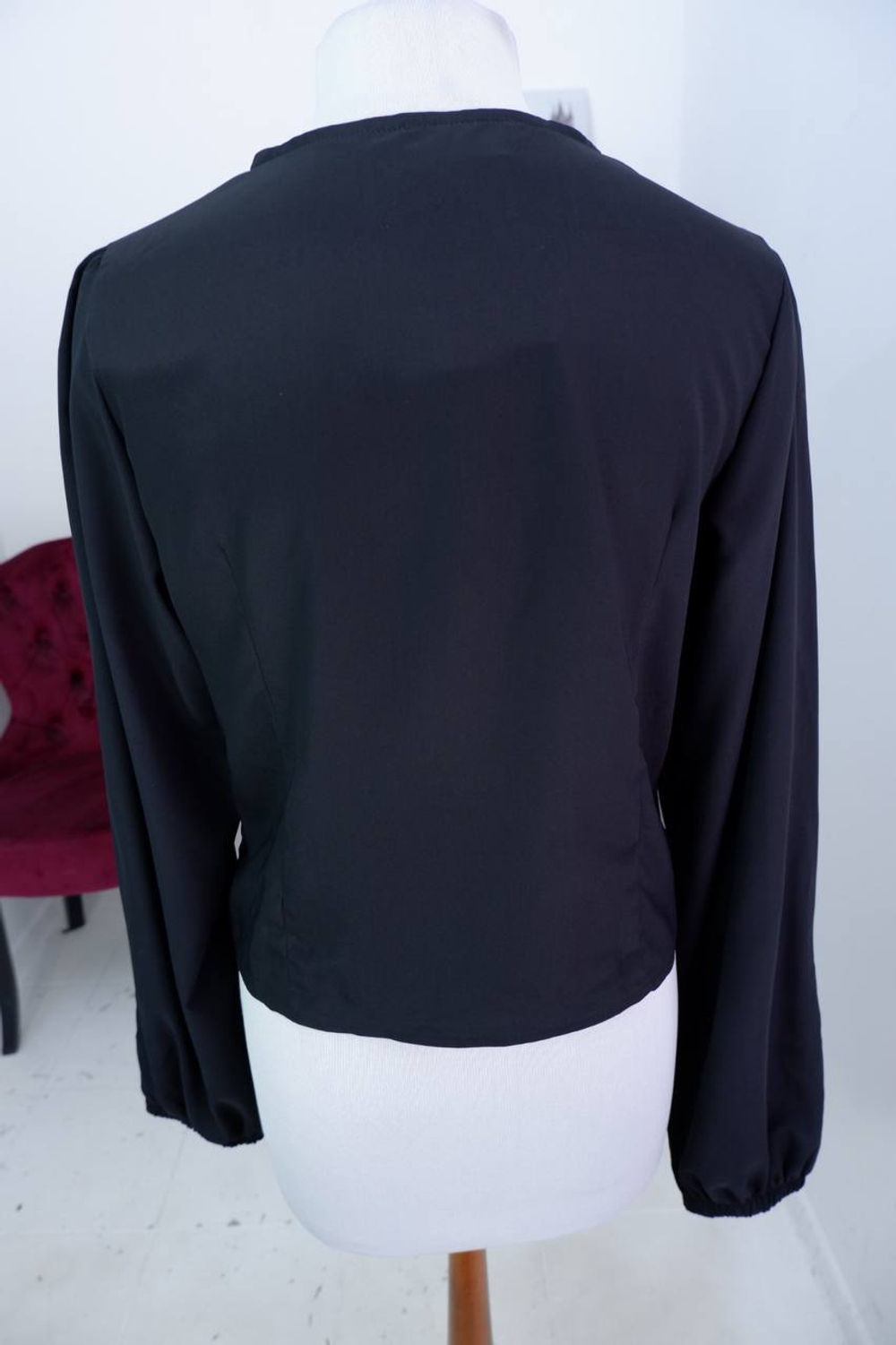 Блузка SHEIN стильная и сдержанная, маркировка XL, на 50 размер