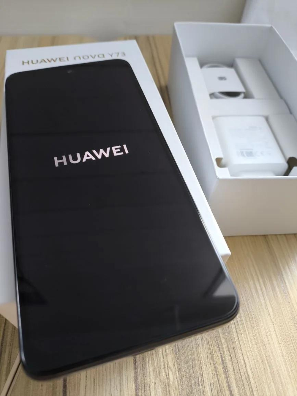 Смартфон HUAWEI nova Y73 8/256GB Black, бу