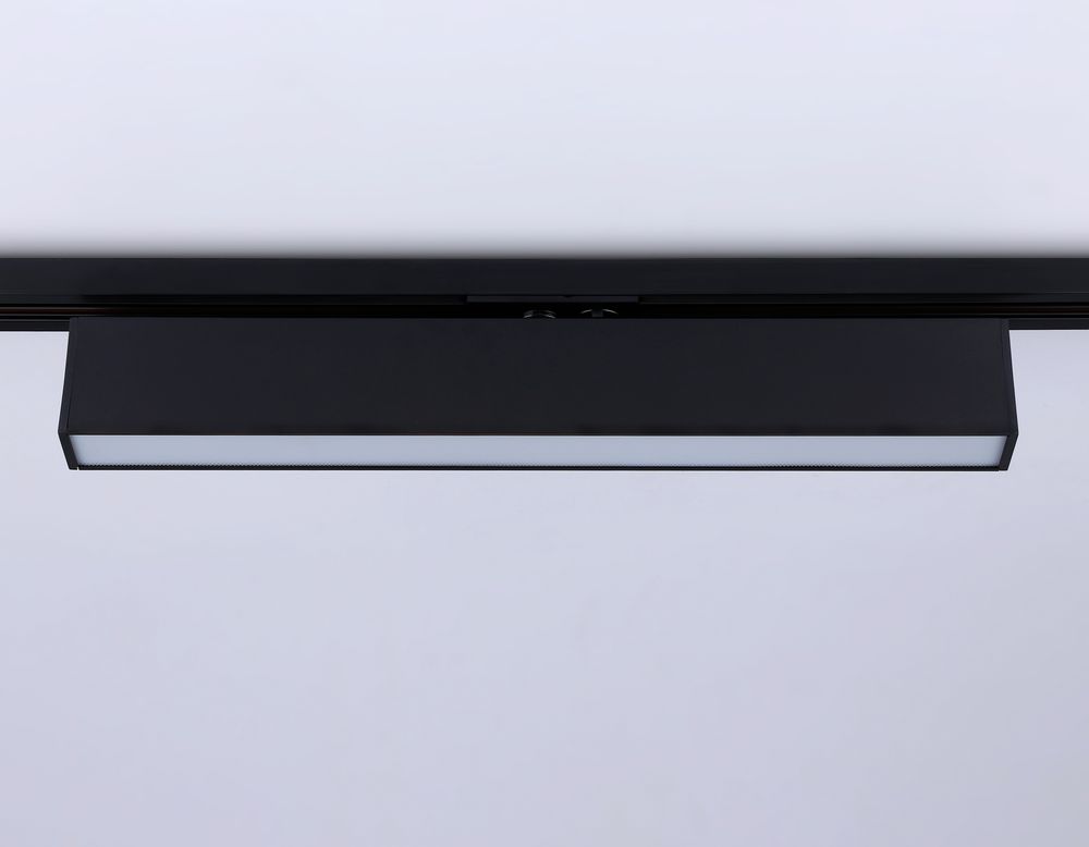 Ambrella Трековый однофазный светодиодный светильник Track System GL6777