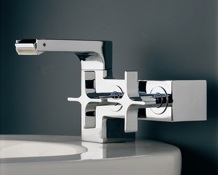 Смеситель для биде и рукомойников Ritmonio Waterblade с донным клапаном, хром H0BA1020CRL