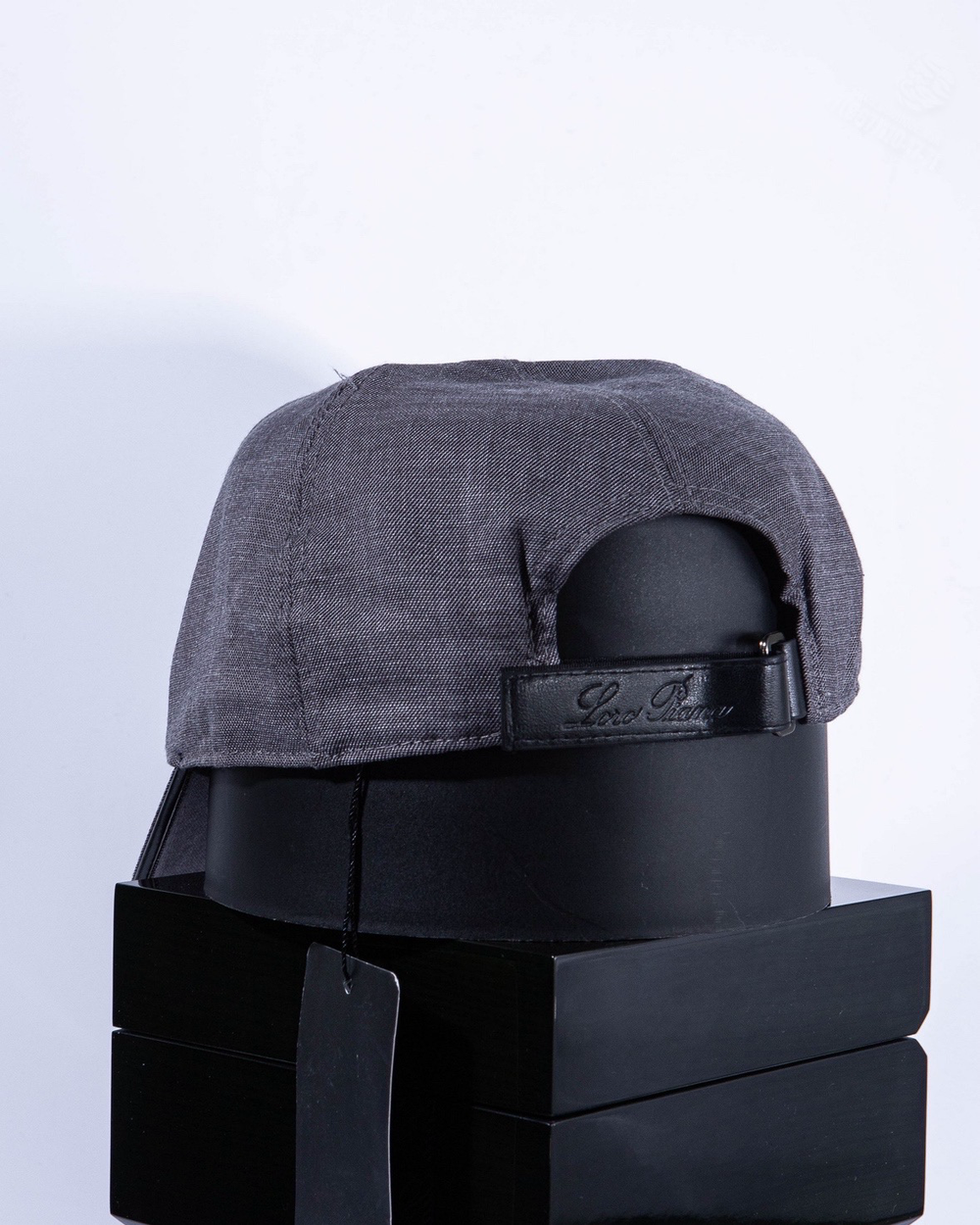 Бейсболка Loro Piana