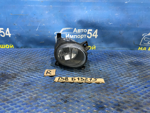 Туманка правая AUDI A4 2008-2012