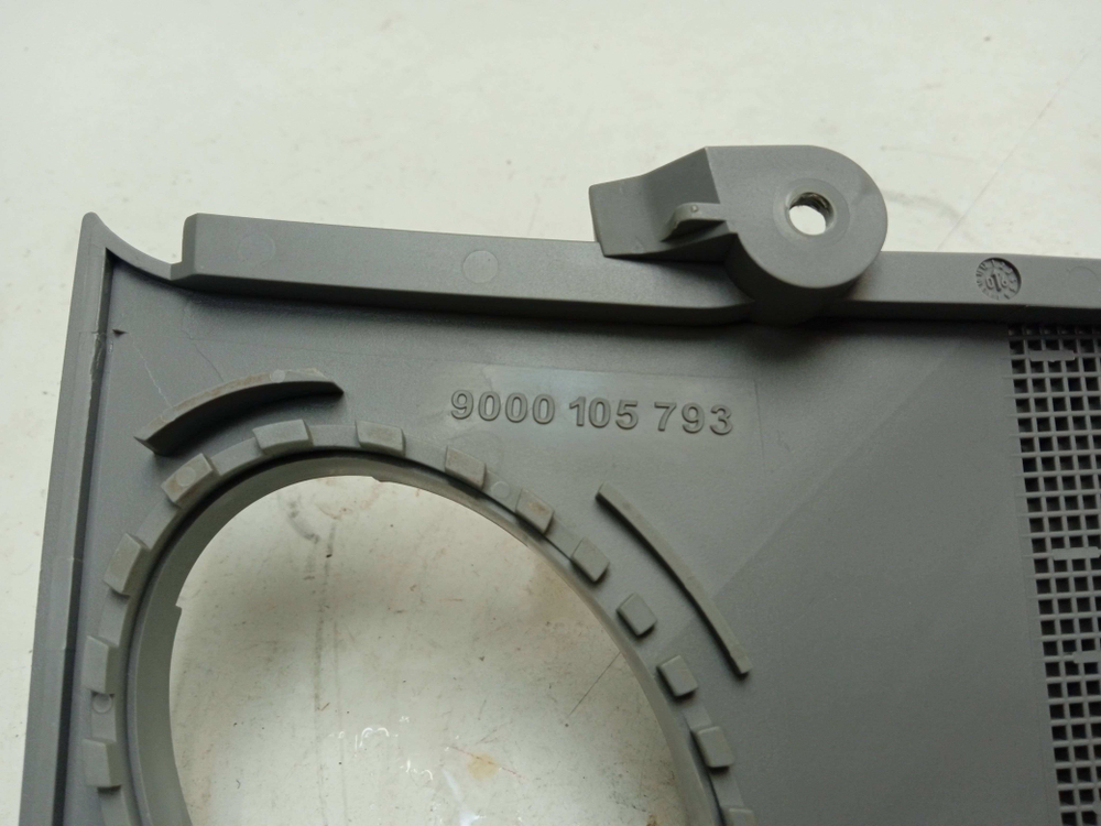 SRV55T03EU/30 ктп17 Держатель трубки для посудомоечной машины Bosch 9000105793 б/у