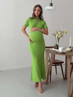 Платье вязаное, длинное, с воротником стойкой