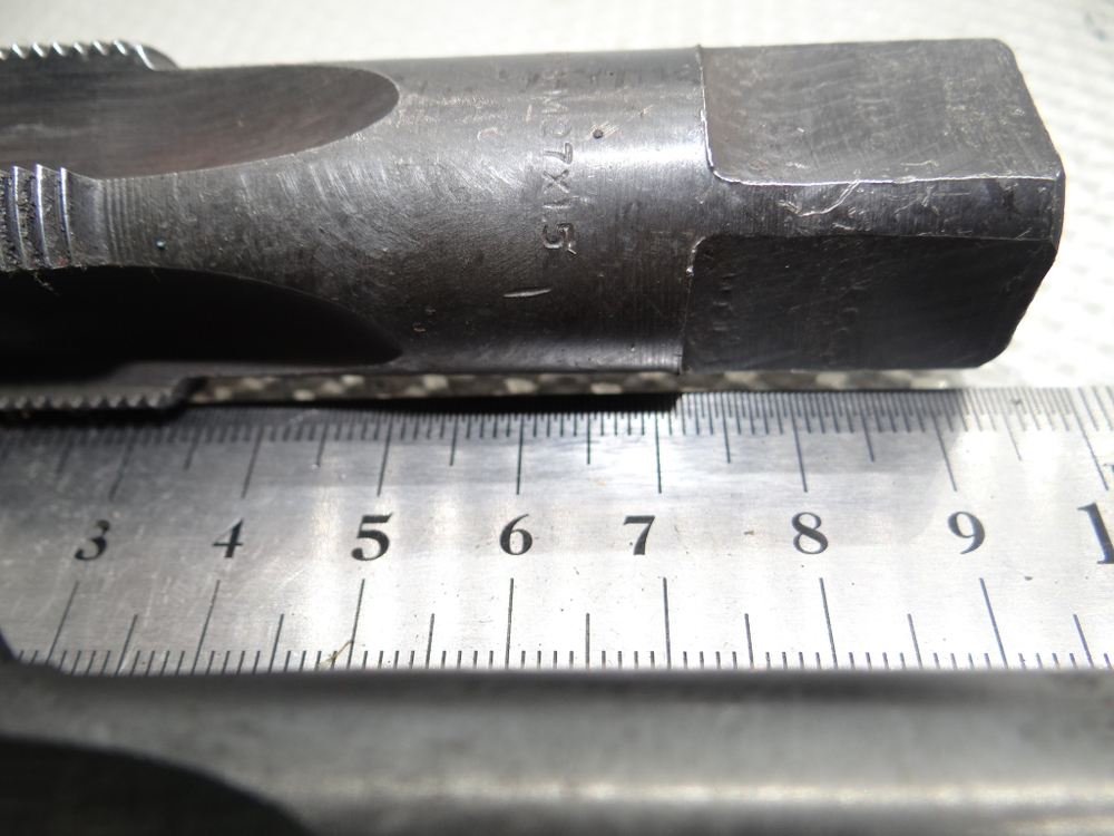 Метчик м/р М27х1.5 №1
