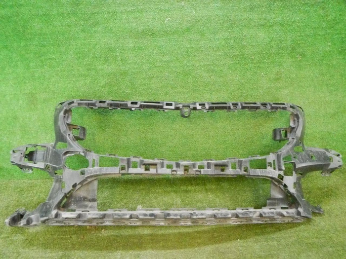 Кронштейн переднего бампера Mercedes S C217 (2017-2020)