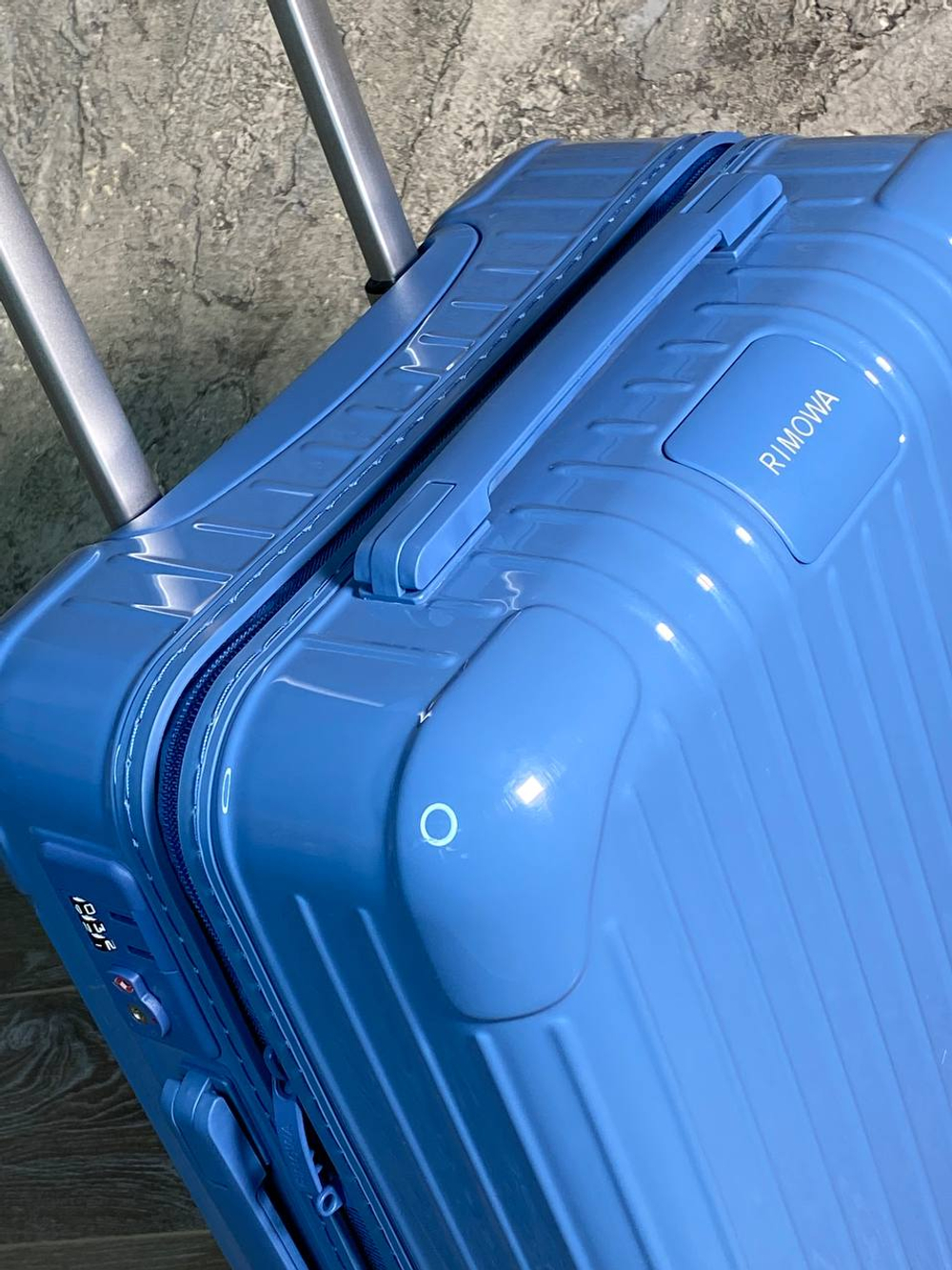Чемодан Rimowa