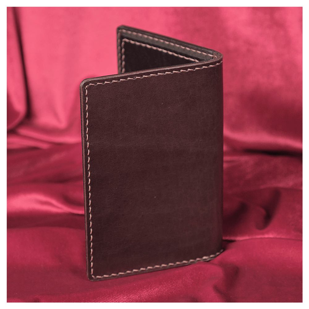 Кожаная обложка на паспорт «Кот гангстер»