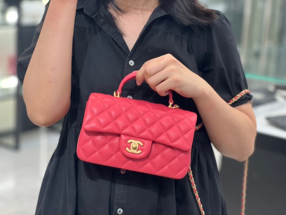 Chanel Mini Flap Bag with Top Handle 20 cm