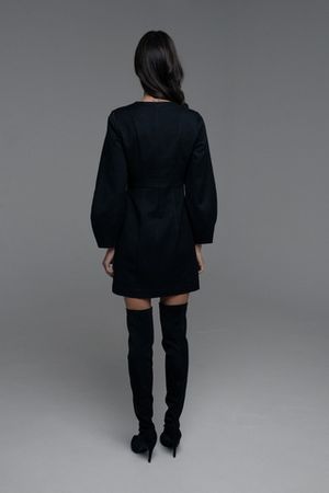 Платье мини с объемным рукавом, черный
