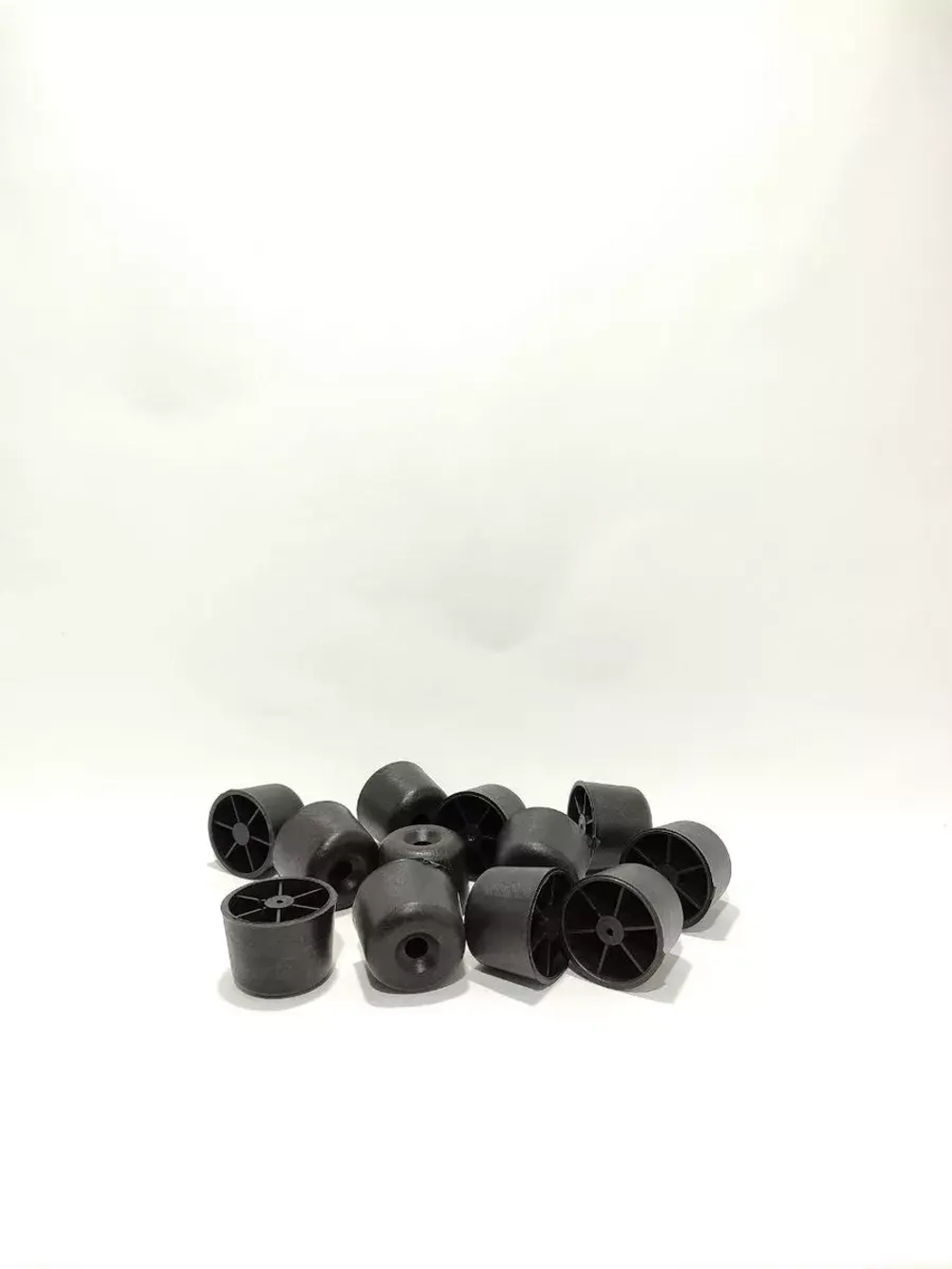 Пластиковые ножки для мебели дивана шкафа тумбочки стола