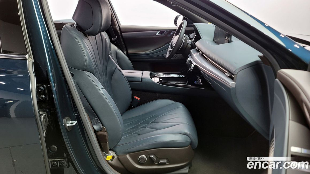 Genesis G80 (RG3) Бензин 3.5 Turbo AWD (01.2021)