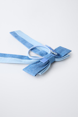 ZARA ДЖИНСОВАЯ РЕЗИНКА ДЛЯ ВОЛОС С БАНТОМ, СИНИЙ