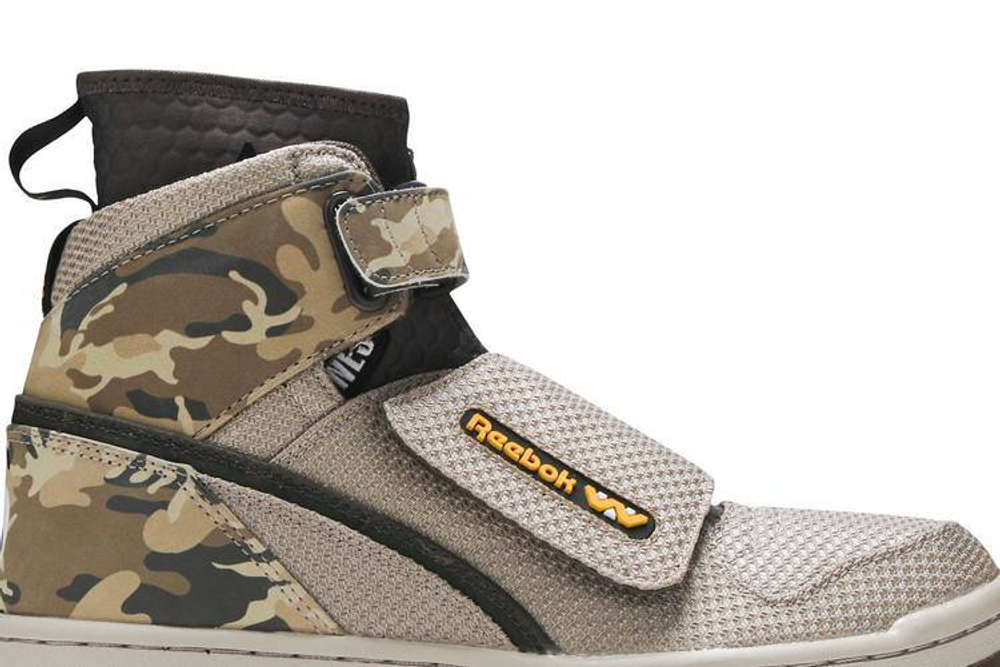 Reebok Alien Stomper U.S.C.M. Hyper Sneakers