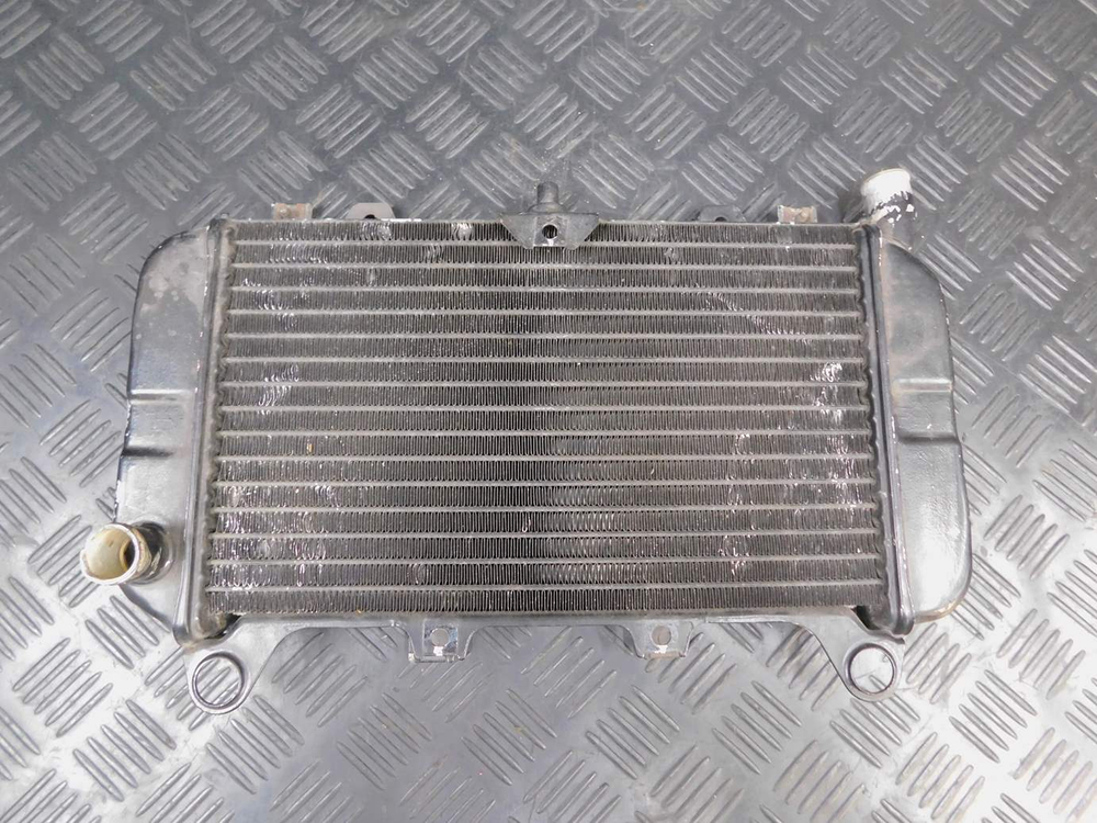 Радиатор Kawasaki ZZR 400 98 053047