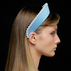 Кокошник голубой с жемчужным декором