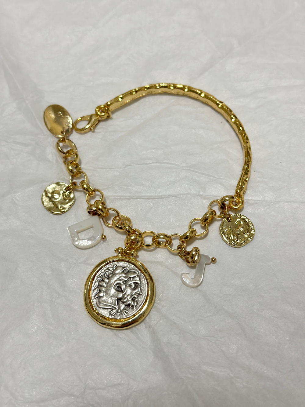 Coins g Браслет арт.1430 с подвесами-буквами J и D