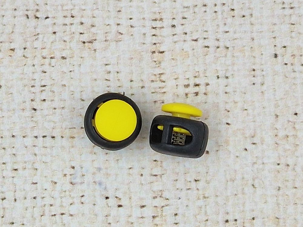 Фиксатор пластик, d 4,5 мм, р. 14,5*15 мм