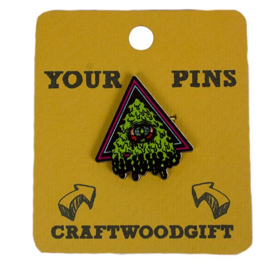 Деревянный значок. Ячмень