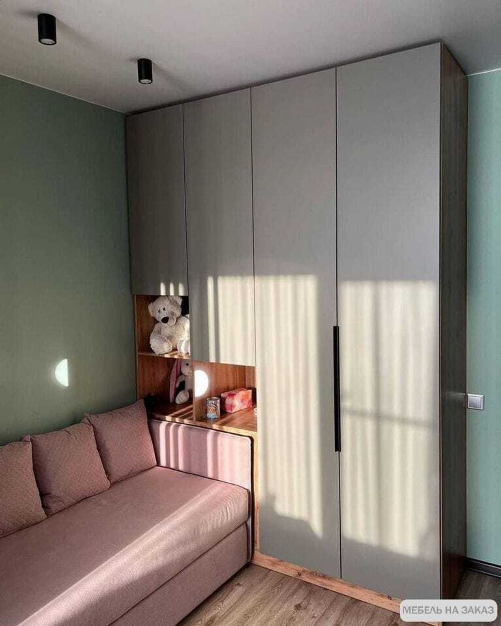 Шкафы в детскую с зонированием