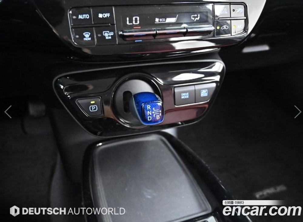 Toyota Prius 4 Generation 1.8 (05.2020)