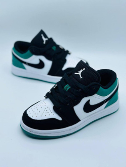 Детские кроссовки Nike Jordan 1