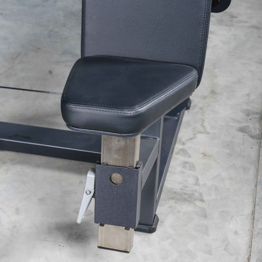 A2008 Жим от груди вертикальный. Стек 100 кг