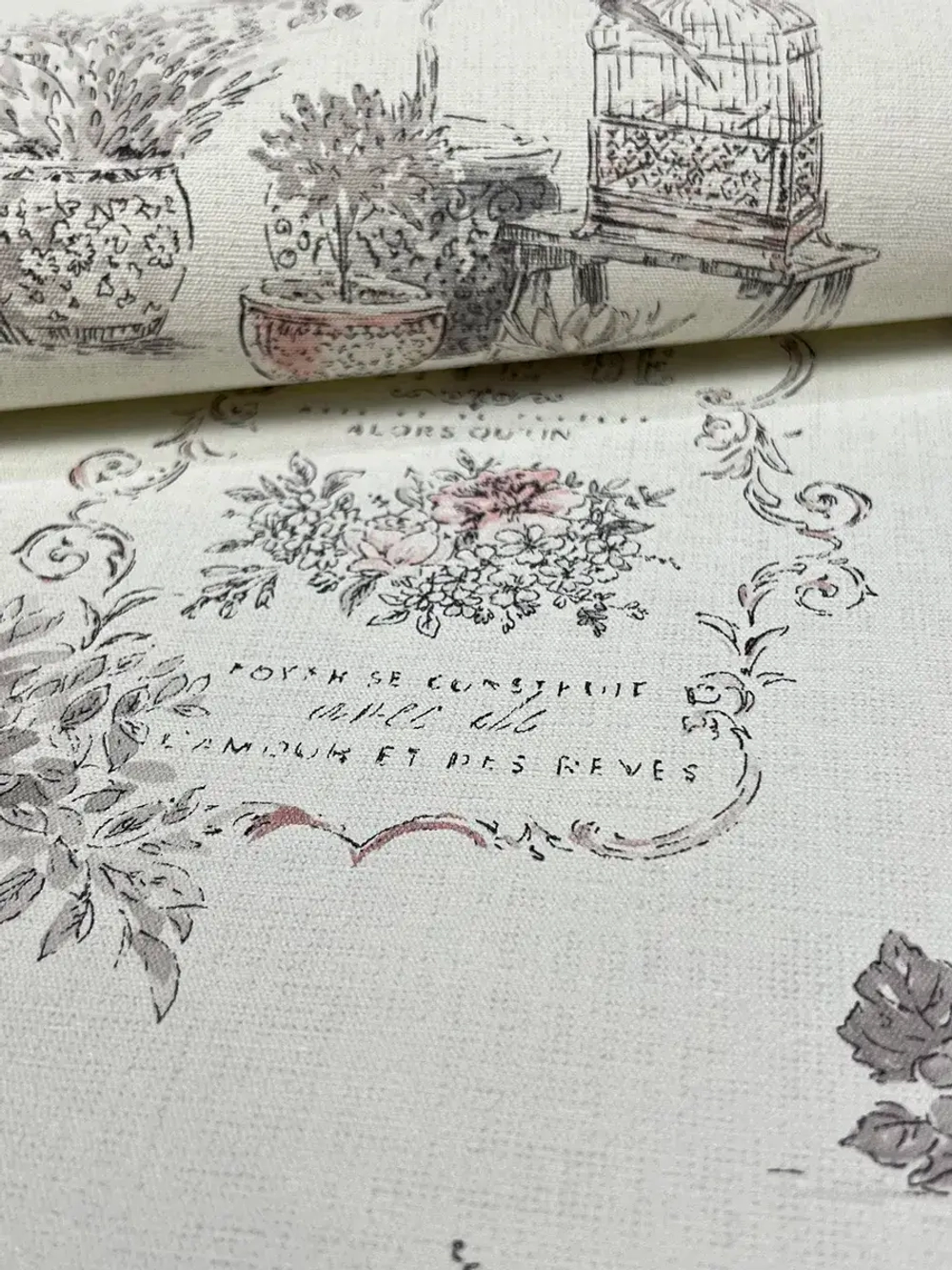 Обои флизелиновые 285075 Promenad Россия