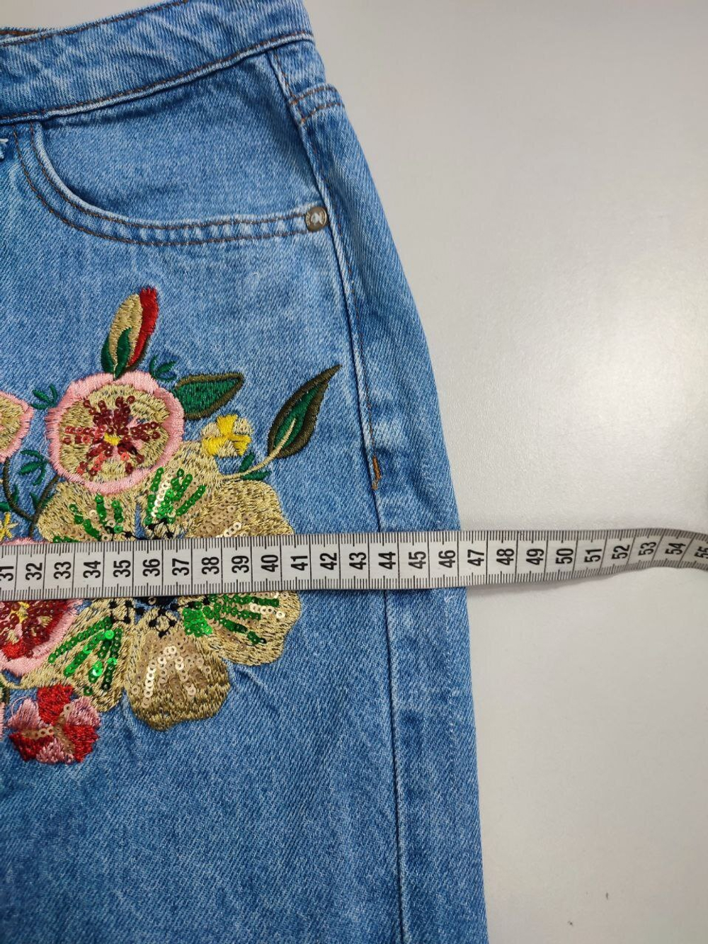 Юбка Koton джинсовая с вышивкой 42 размер