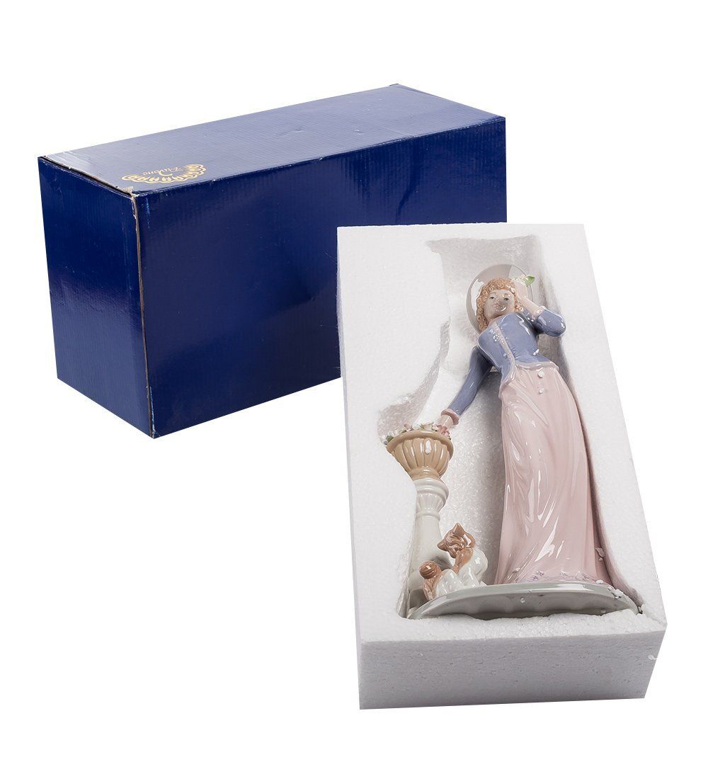 CMS-20/24 Статуэтка «Леди» (Pavone)