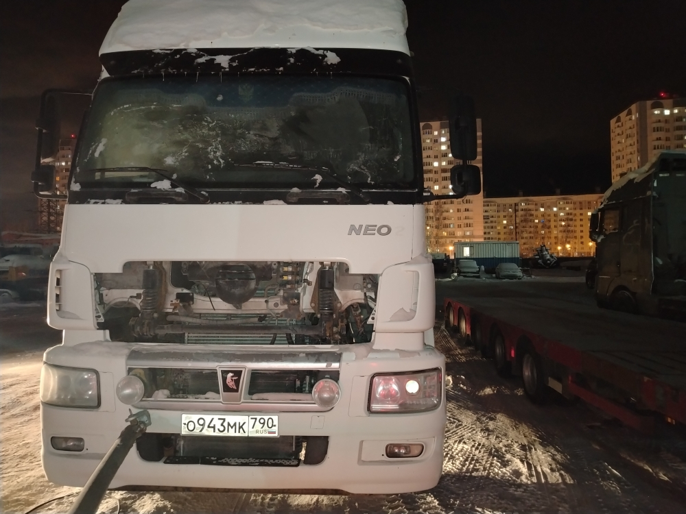 КамАЗ 5490 4x2 Седельный тягач 5490-80802-5P (Дизель/Газ, 11,6 л, 400 л.с., МТ)