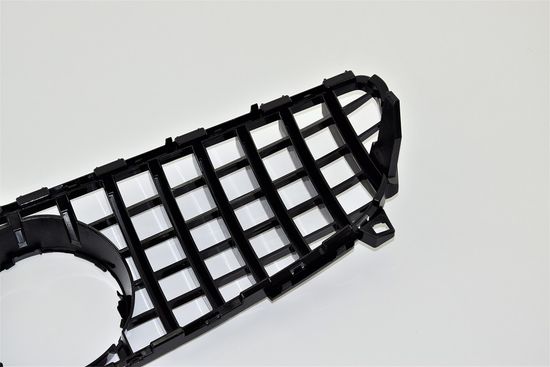 Решетка радиатора V.1 для Mercedes A class W176 lift 2015-2018