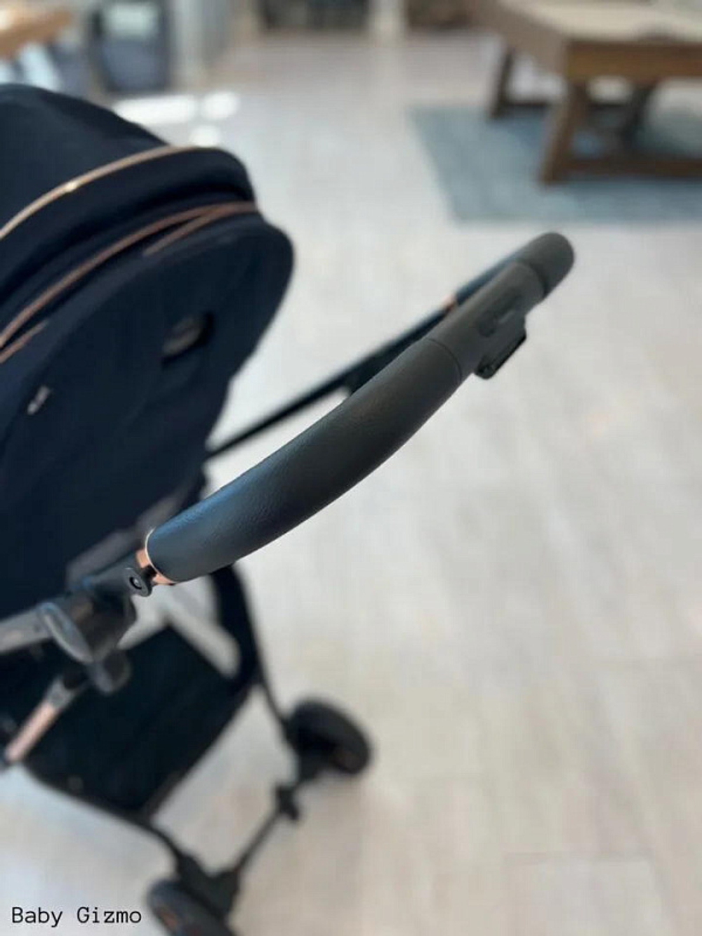Прогулочная коляска Peg Perego Vivace New Blue Shine