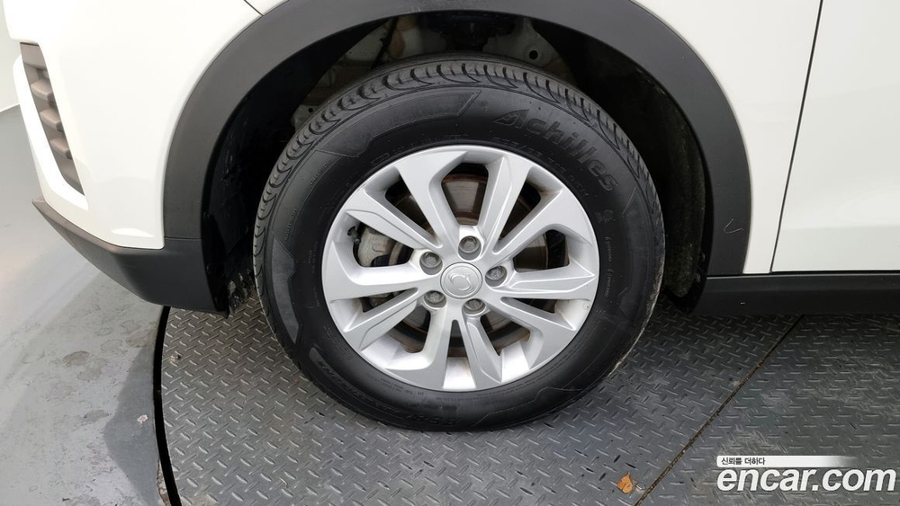 KG Mobility (Ssangyong) Very New Tivoli Дизель 1.6 2WD (08.2019)
