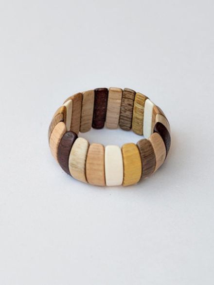 Деревянный браслет "Лепестки"